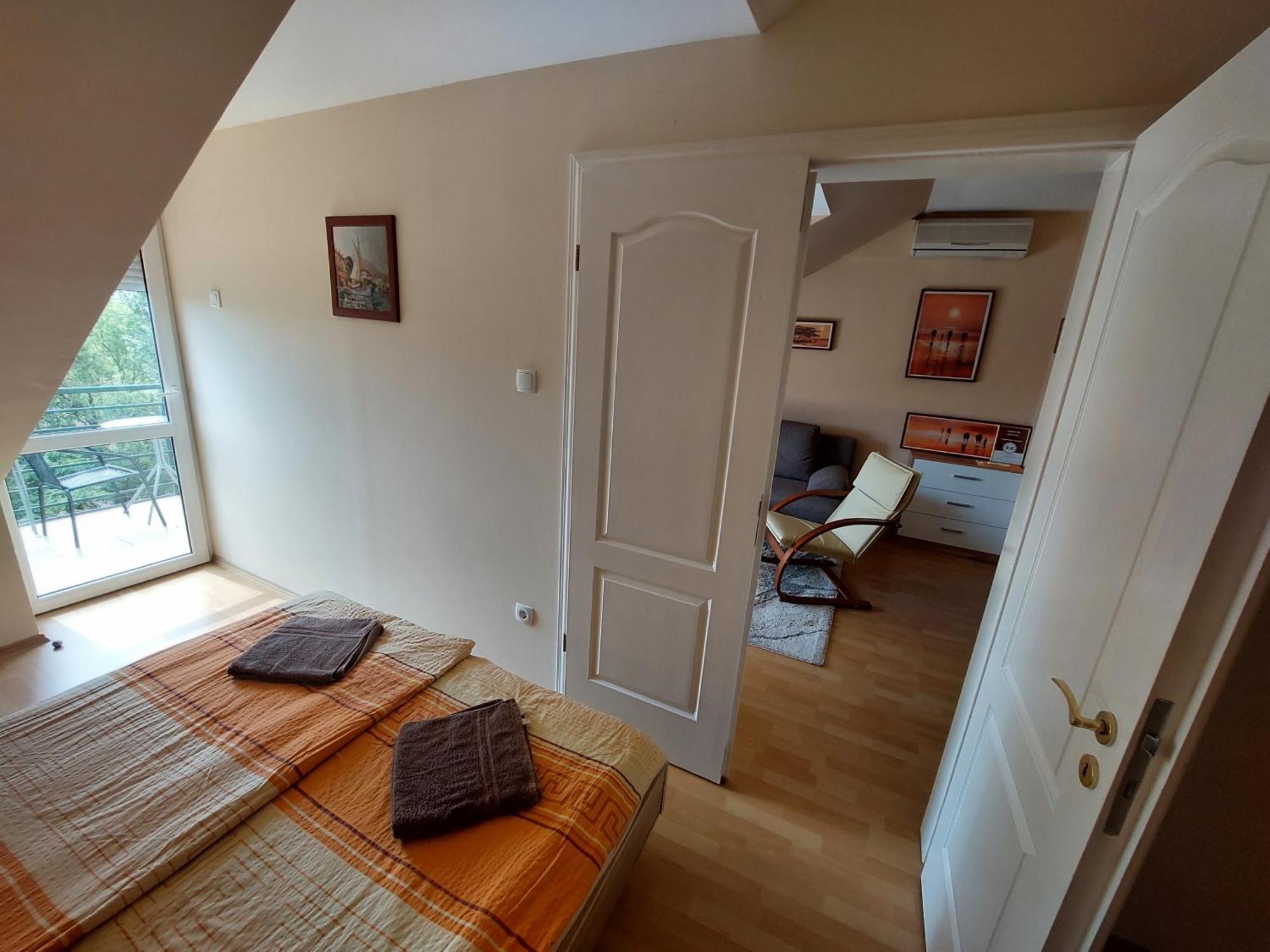 Cserke Napfeny Apartman Cserkeszőlő Oda fotoğraf